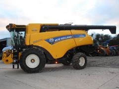 New Newholland CR8.90 Rotary Combine